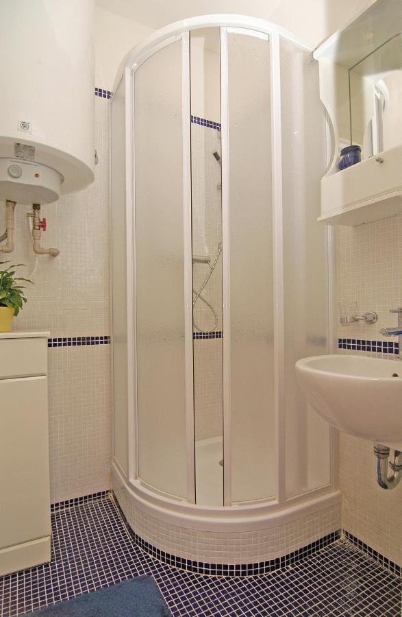 Residence La Familia Prag Dış mekan fotoğraf
