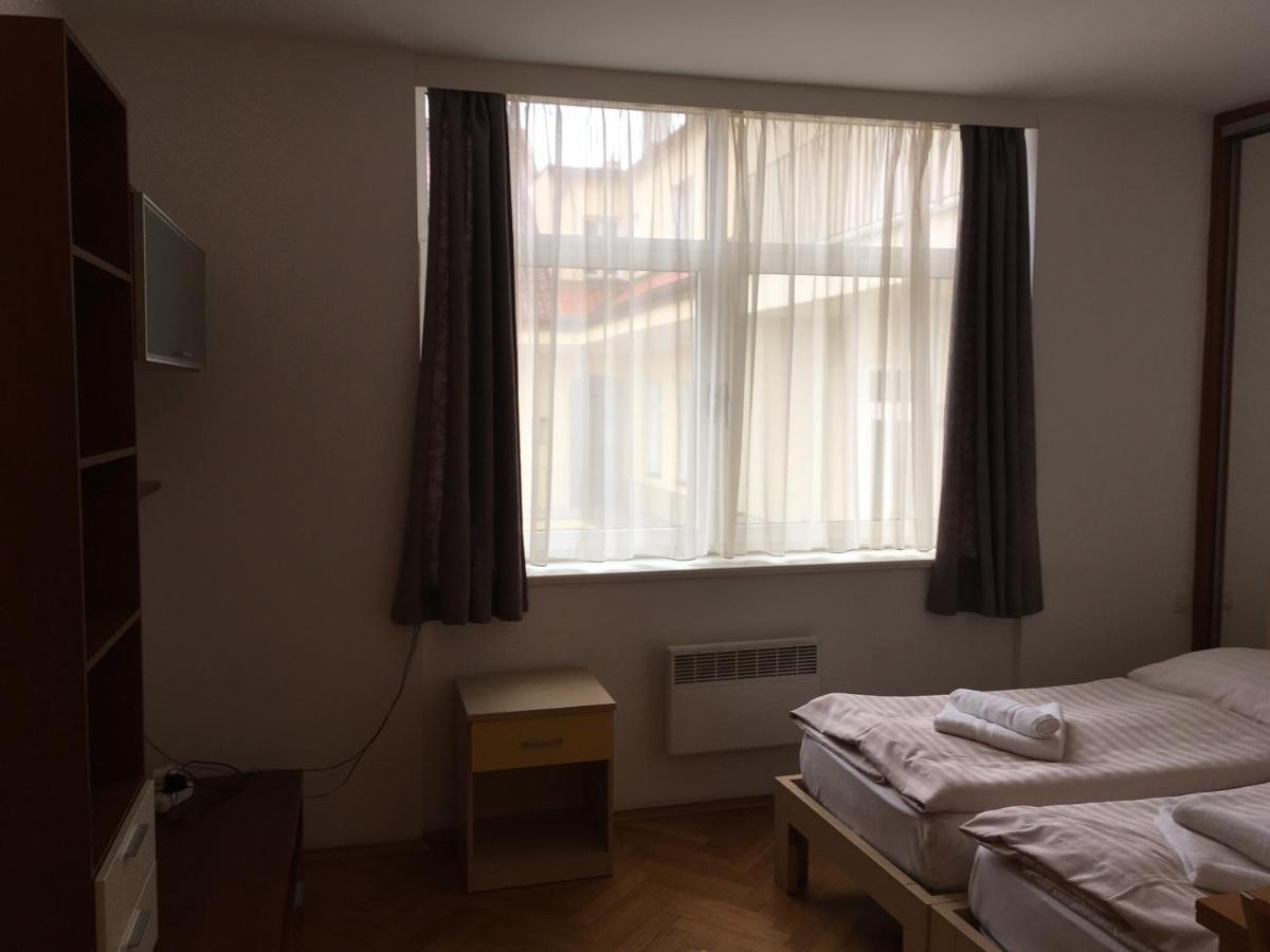 Residence La Familia Prag Dış mekan fotoğraf