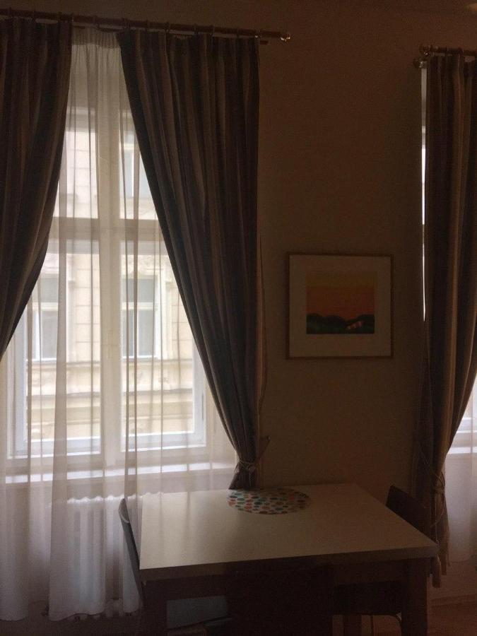 Residence La Familia Prag Dış mekan fotoğraf