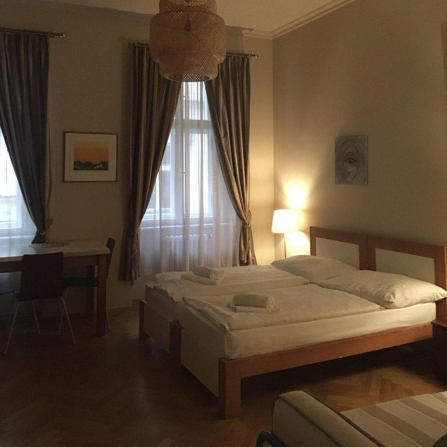 Residence La Familia Prag Dış mekan fotoğraf